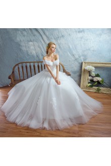 Ball Gown Off-the-shoulder Tulle Wedding Dress